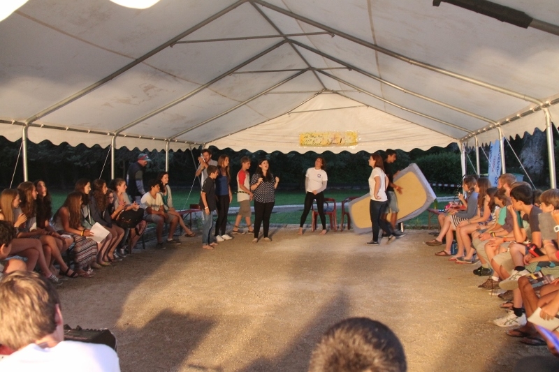 Village Camps International Summer Camp Ard&egrave;che, France 2019-07-26 https://www.villagecamps.com/journals_admin/images/933-7-25-07-2014  (800x533) (64).jpg